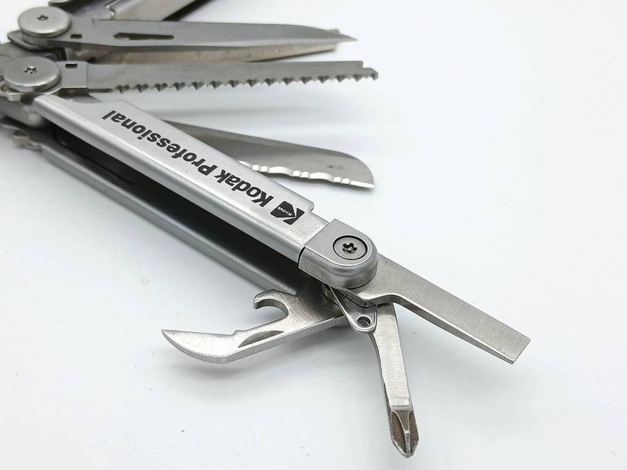 Leatherman Wave 1st Gen with original leather pouch and box (0500 Date Stamp) Kodak Logo