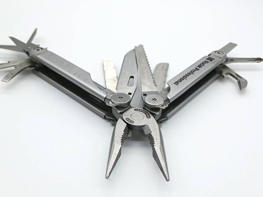 Leatherman Wave 1st Gen with original leather pouch and box (0500 Date Stamp) Kodak Logo