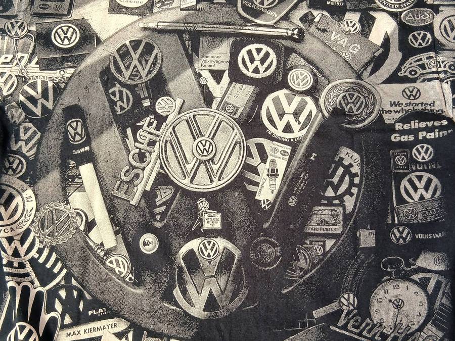 Volkswagen VW T-shirt Large by RockEagle