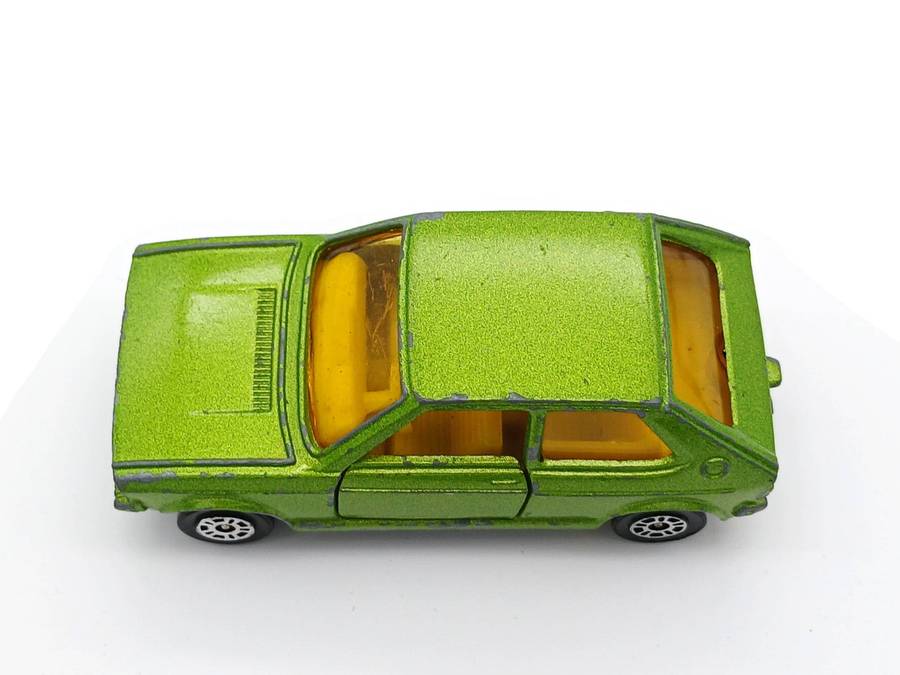 Corgi Juniors Volkswagen VW Polo Metallic Green