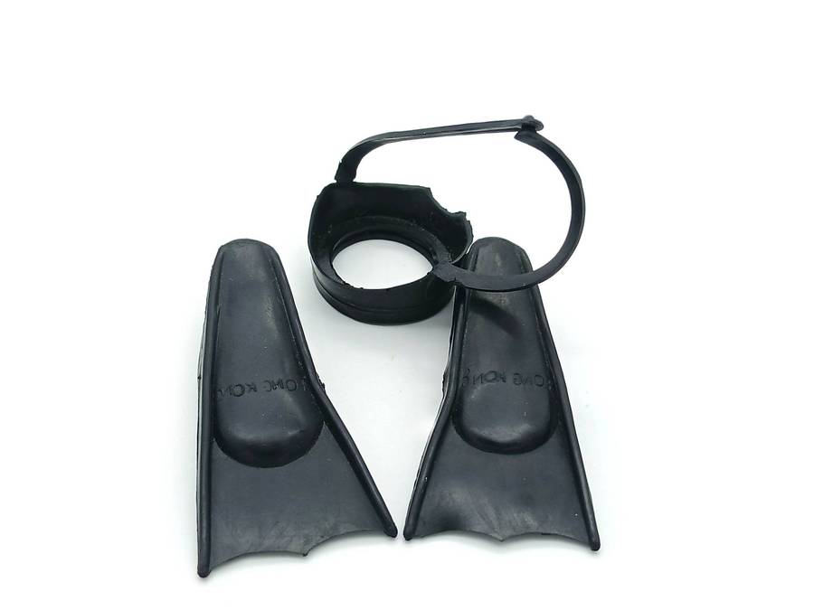 Action Figure Divers goggle and flippers from 1970s