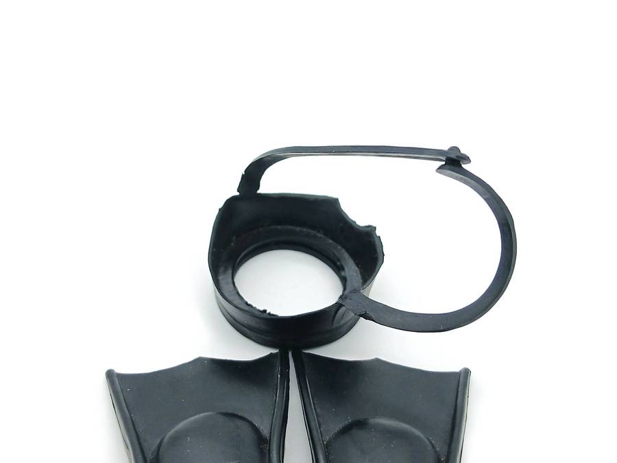 Action Figure Divers goggle and flippers from 1970s