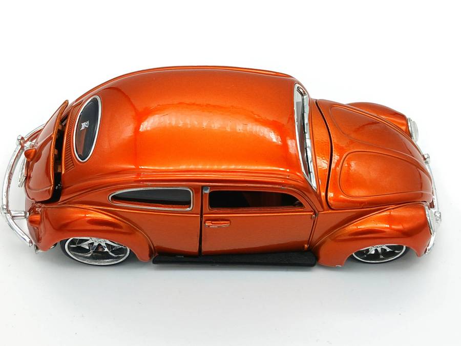 Maisto Volkswagen VW Beetle Gridez for restoration 1/24