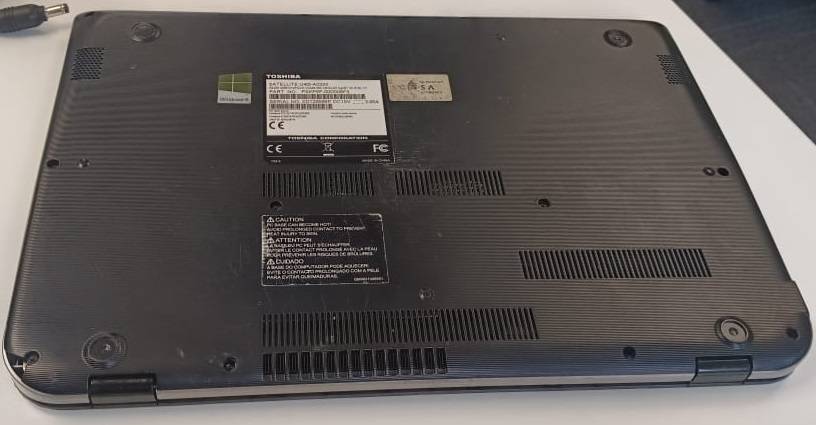 Toshiba Touch Screen Laptop i5 Long Life Battery