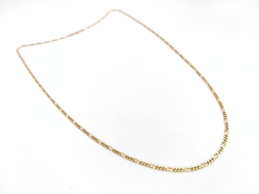 Classic 9ct gold figaro chain