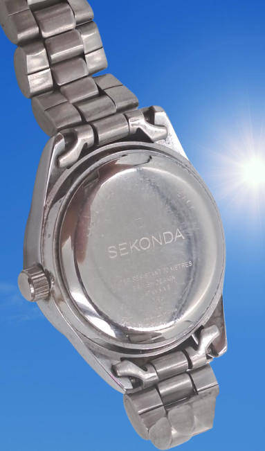 Pre-Owned Vintage SEKONDA Ladies Quartz Watch -working -SHORT strap Links missing