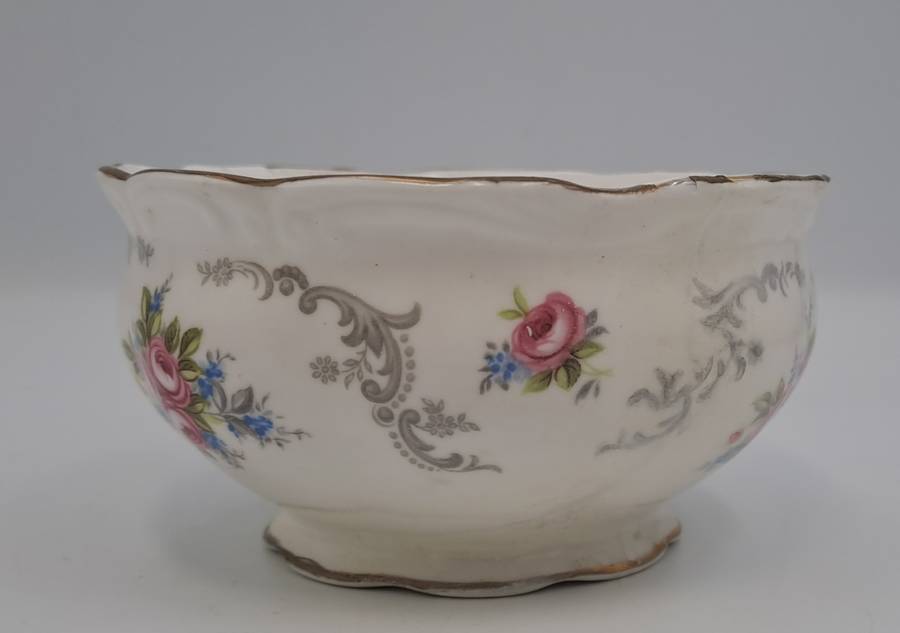 Vintage Royal Albert Tea TRANQUILLITY Tea Sugar Bowl -(BADLY CRACKED AND REPAIRED)