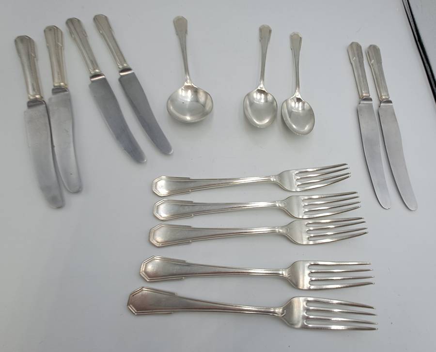 14 Vintage Gladwin Ltd. Embassy A1 Silverplate Cutlery Pieces  Rd.no.782376 Made in England