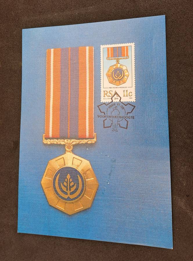1984 RSA Military Medals and Decorations 2 FD Covers S12 and 4.10 + 4 Maxi Cards+ Stamp set