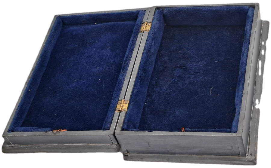 Vintage Heavy Metal Trinket Box 17,5cmx12cmx6cm  -1,18kg