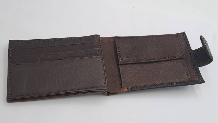 Brown Men's Genuine V.1.H  Leather Wallet -Holds Cards,Licence 0r ID and Change-Unused