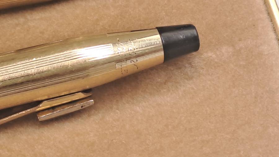 Pre-Owned  1/20 12 Gold Filled Cross Pen and Pencil set in Box with sleeve-Chevrolet Logo on Clip