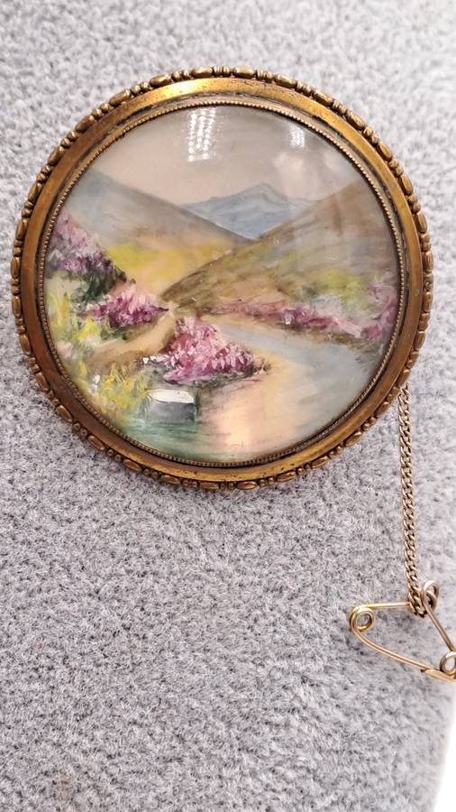 Vintage 1930's-1940's TLM (Thomas L Mott) Scottish Landscape Purple Heather Handpainted Brooch