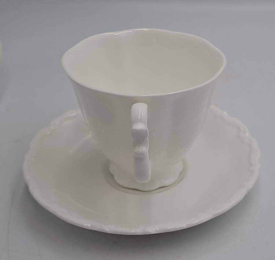 Vintage Royal Albert Gossamer Small Teapot with lid with 2 Duo's