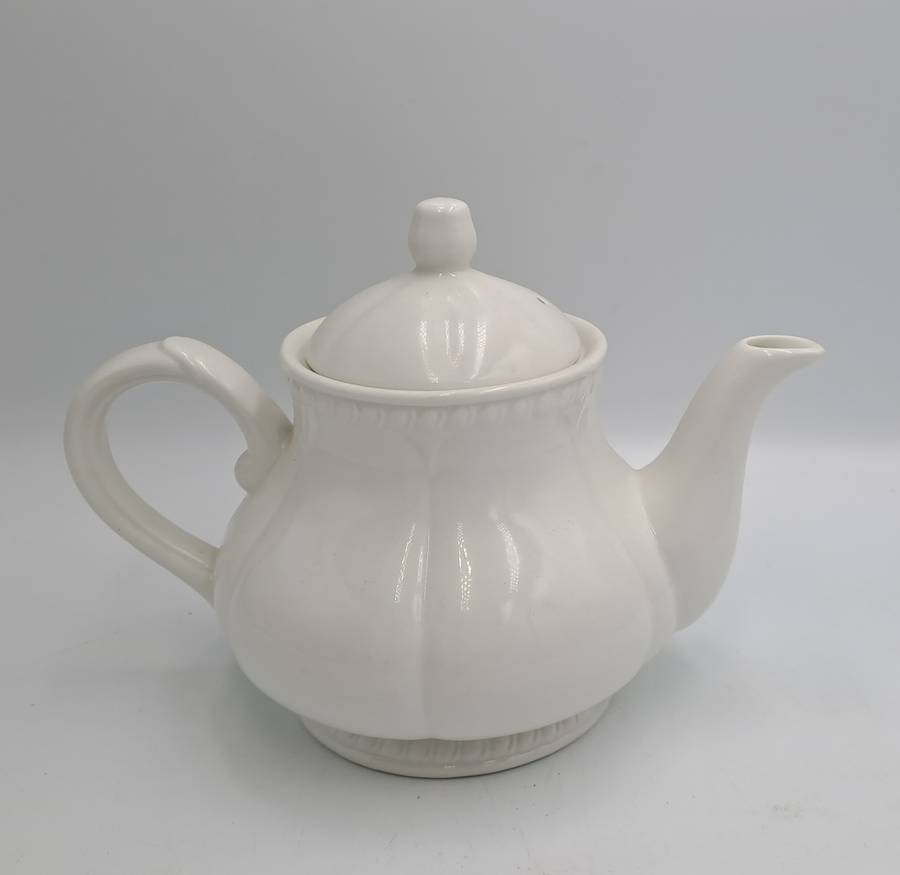 Vintage Churchill English Porcelain Tea Pot 600ml