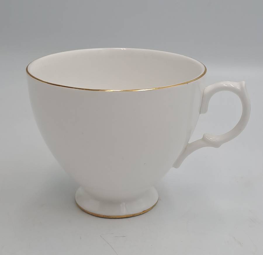 Replacement - Vintage Queen Anne Cup F 37 no 6  Bone China England (3 Available)