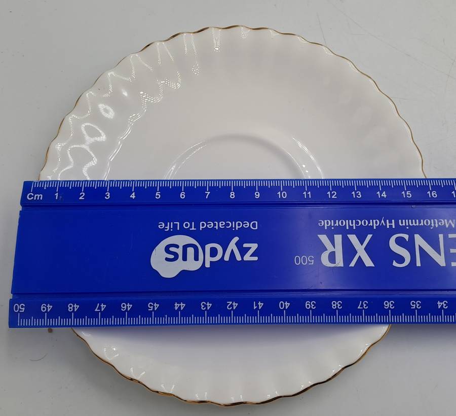 Replacement : Vintage Royal Albert Val D`or -Large Saucer- 15,8cm (soup cup Saucer)