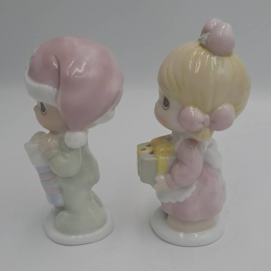 Collectable 1994 Precious Moments PMI Salt & Pepper Shakers-Boy and Girl 10,5cm tall