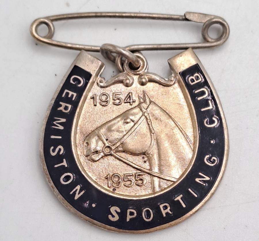 Vintage 1954-1955 Germiston Sporting Club No 20 -enamel Medal