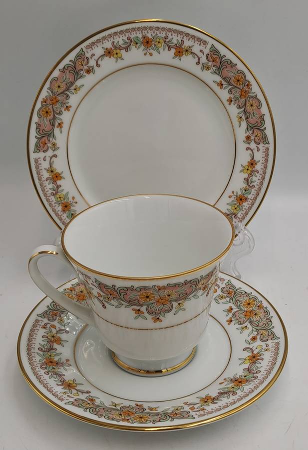 Vintage 1975-1982 Contemporary Noritake Tea Trio CLARA 2687 Fine China-Sri-Lanka (6 available)