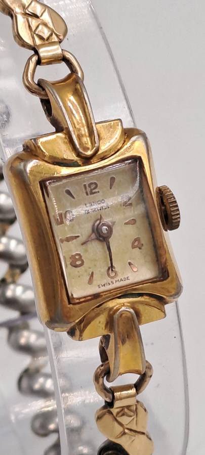 Vintage Gold plated Swiss Made Ladies Lanco Manual wind watch Working -13 Jewels