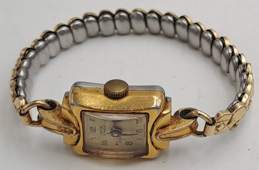 Vintage Gold plated Swiss Made Ladies Lanco Manual wind watch Working -13 Jewels