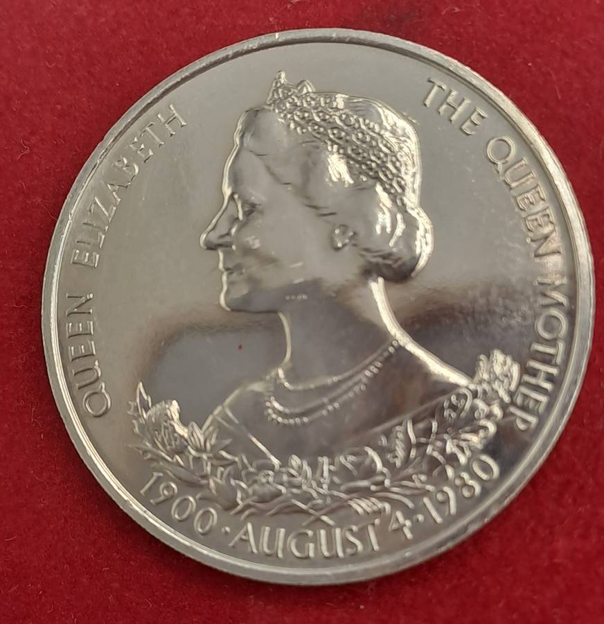 1980 United Kingdom 25 Pence - Guernsey  Elizabeth II Queen Mother Silver