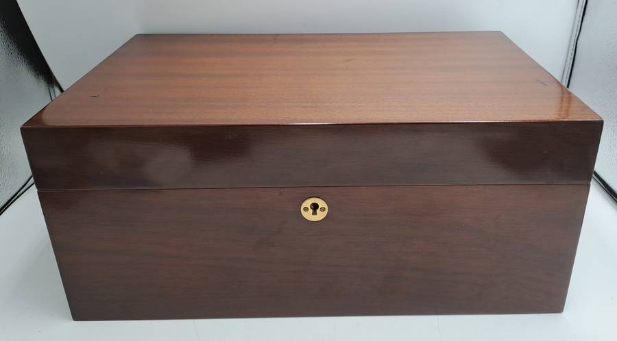 Wood Cigar Box with Hygrometer- with Key -fuenze made in italy