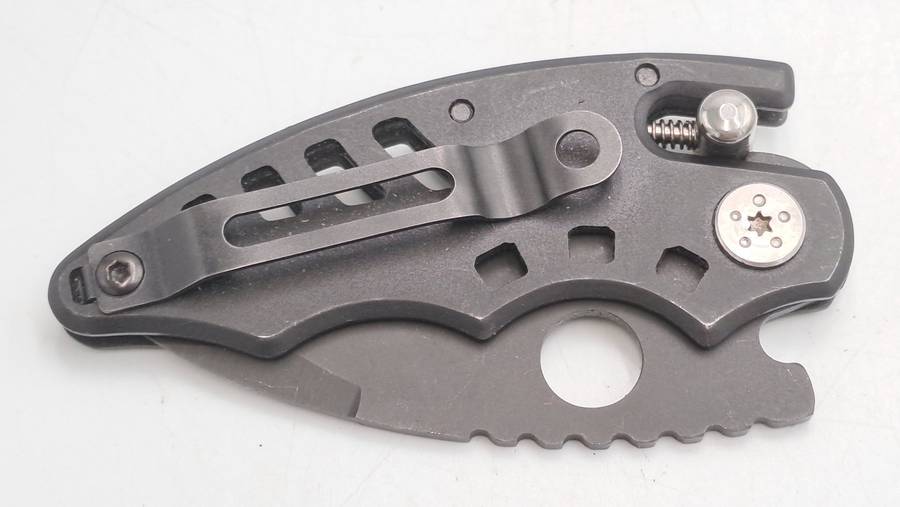 CSR Claw Folding Knife in pouch
