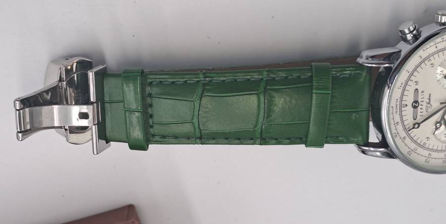 Un-Used Men's Zeppelin 100 Jahre Quartz Chronograph watch with green Leather strap