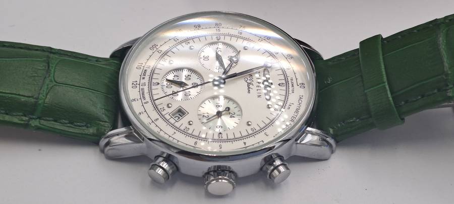 Un-Used Men's Zeppelin 100 Jahre Quartz Chronograph watch with green Leather strap