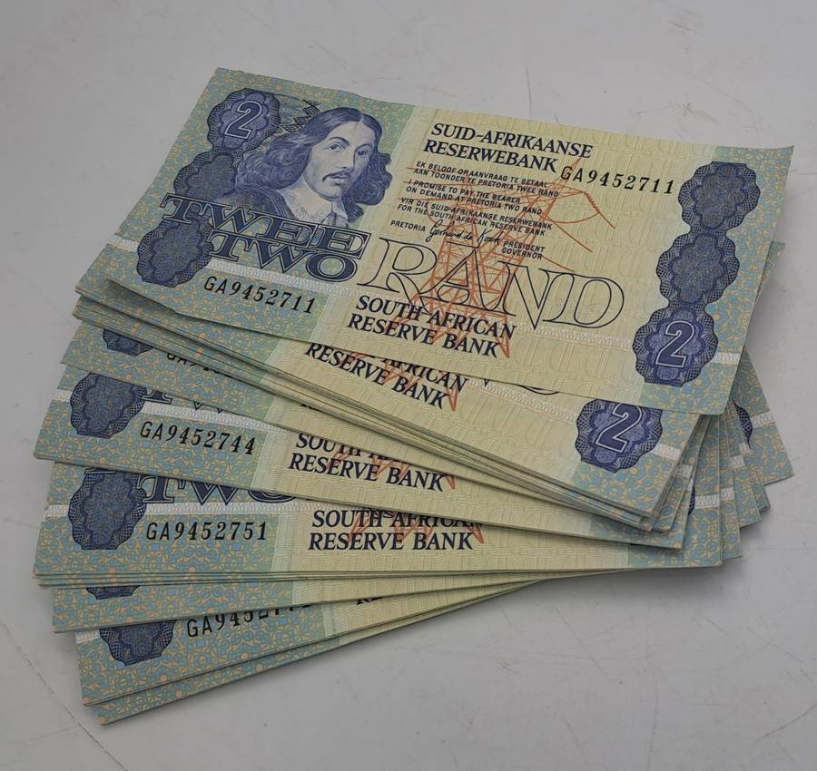 Lot of 90- 1989 Gerhard de Kock R2 Notes 3rd Issue in Sequence - Uncirculated BID PER NOTE