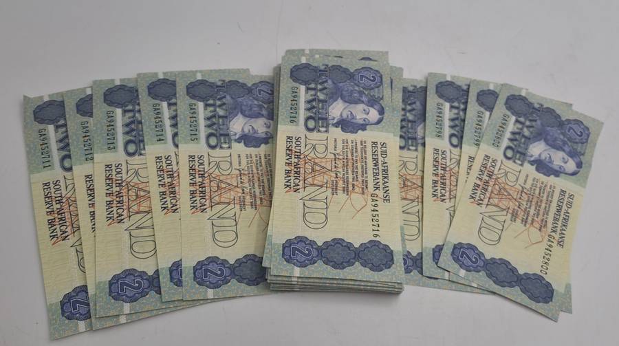 Lot of 90- 1989 Gerhard de Kock R2 Notes 3rd Issue in Sequence - Uncirculated BID PER NOTE