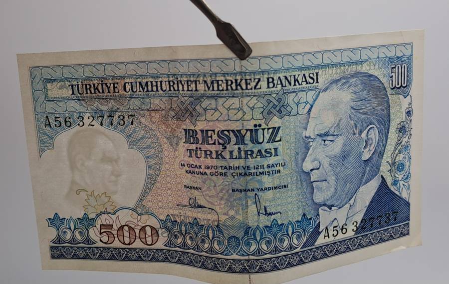 1983 Turkey  500 Lira Uncirculated