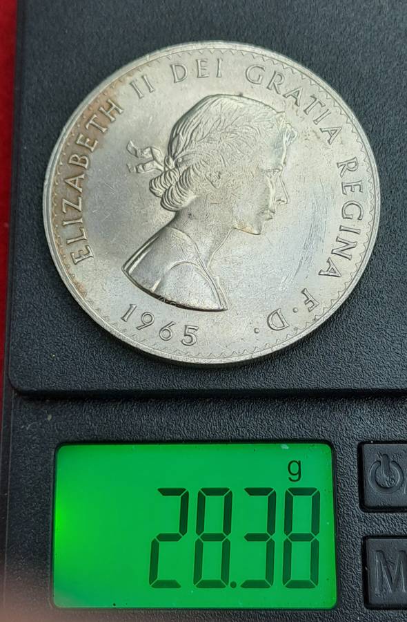 1965  United Kingdom  1 Crown - Elizabeth II Churchill