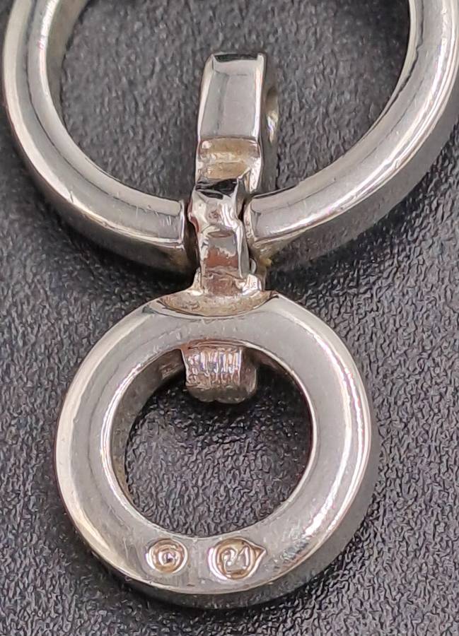 Swarovski Crystal Pendant with 80cm Sterling silver Chain