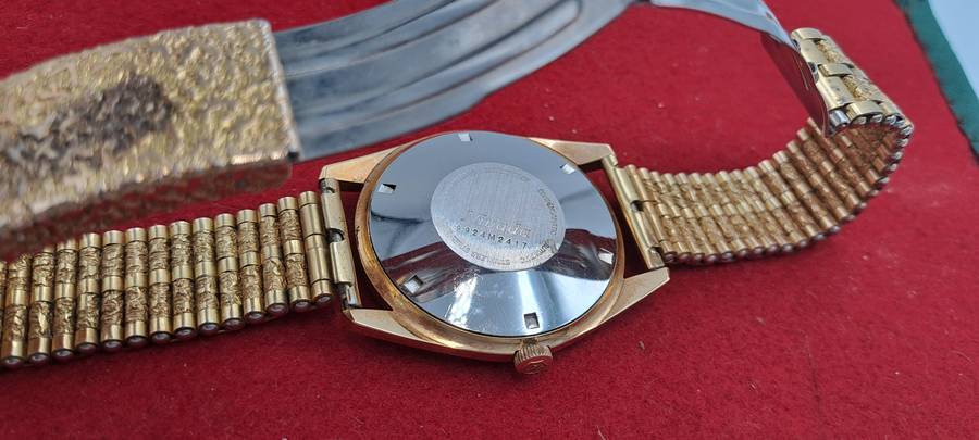 Vintage Swiss Made Nivada 21 Jewels Gold Plated Men's Automatic Watch -Working