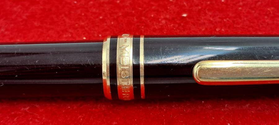Pre-Owned Montblanc Meisterstück Gold-Coated Ballpoint Pen-SN EH2355967 -Ink is Dry -No Box
