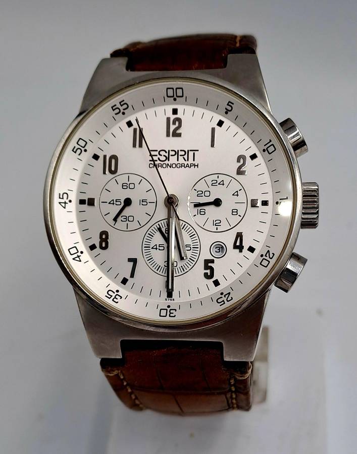 Pre-Owned Esprit Equalizer Chrono Quartz White Dial Mens Watch