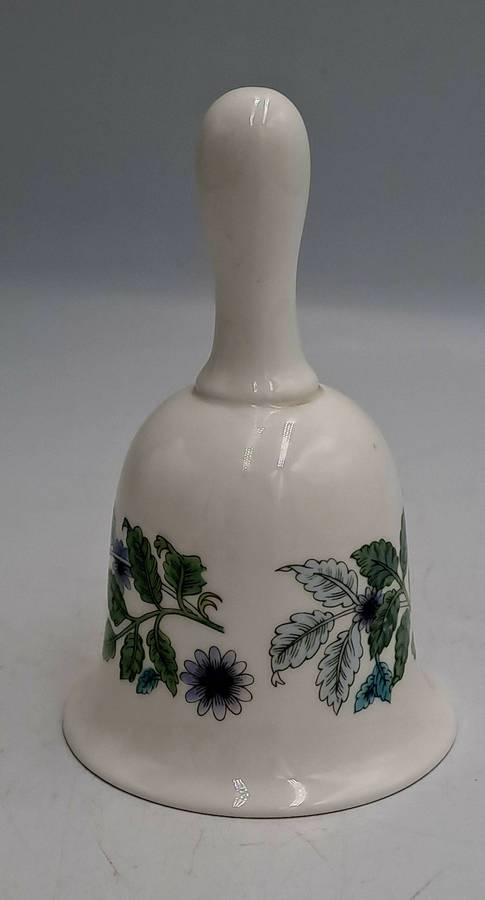 Vintage Wedgwood Clementine Bone China Porcelain Dinner Bell 11cm x 7,7cm