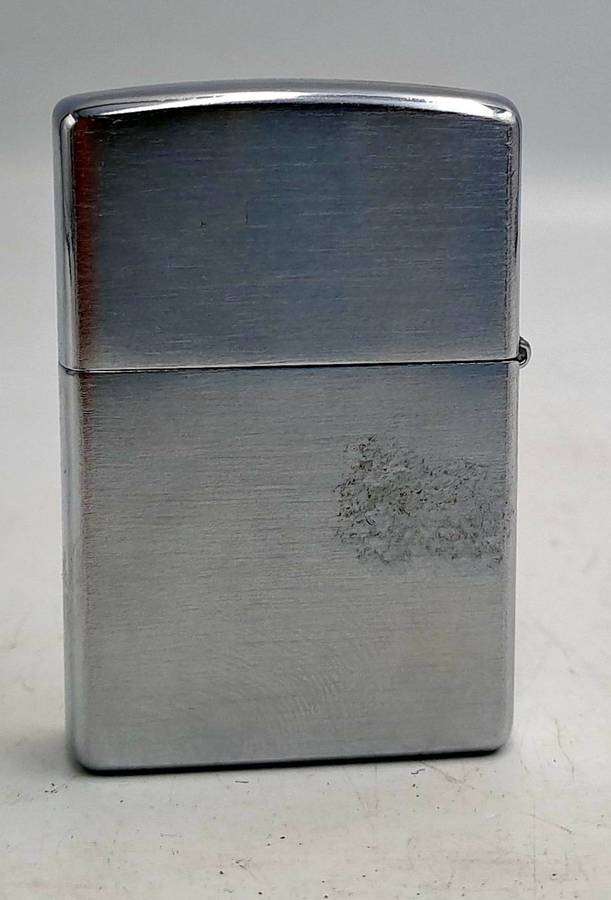 Vintage ZIPPO Lighter LANDROVER -great Spark need fluid Made in Bradford USA