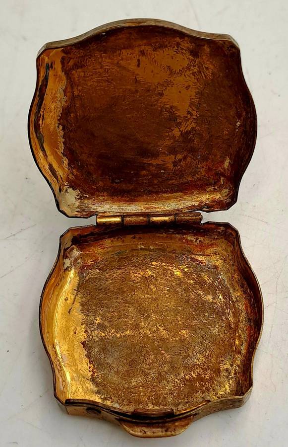 Small Vintage Stratton Pill Box Gold Enamel Floral Design-see patina