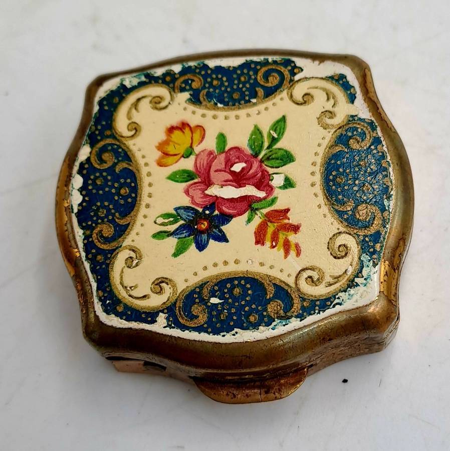 Small Vintage Stratton Pill Box Gold Enamel Floral Design-see patina