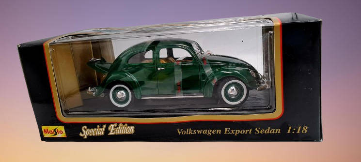 Maisto Special Edition Volkswagen Export Sedan 1951 1:18 Die Cast Metal