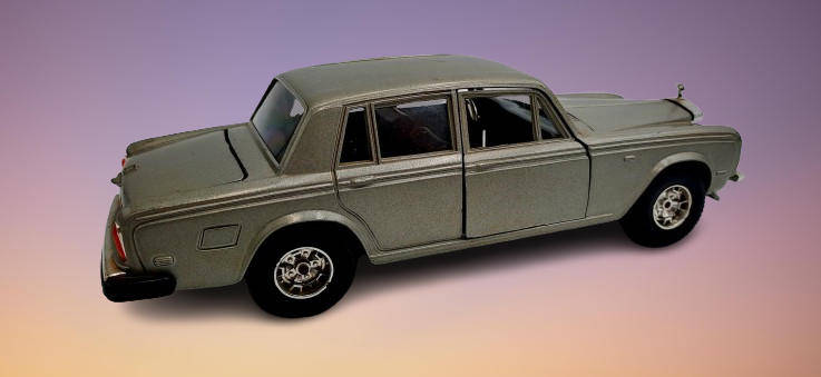 Rolls Royce Silver Shadow Burago No. 0134 1:24 Scale -Made in ITALY-No Box