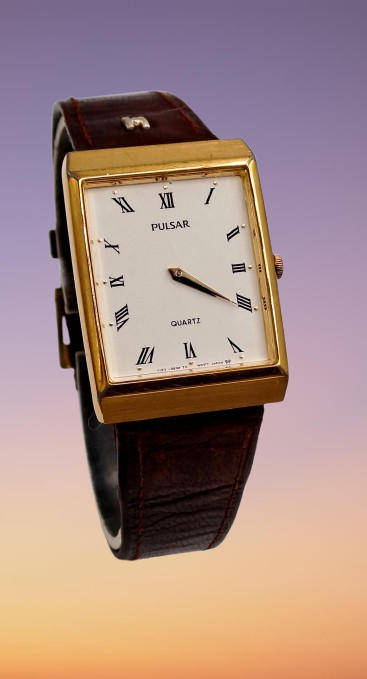 Pre-Owned Vintage Pulsar Tank Y130-2580 Watch -Working -Japan Movt. Unisex