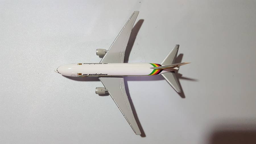 Herpa Wings Boeing 767-200 Air Zimbabwe