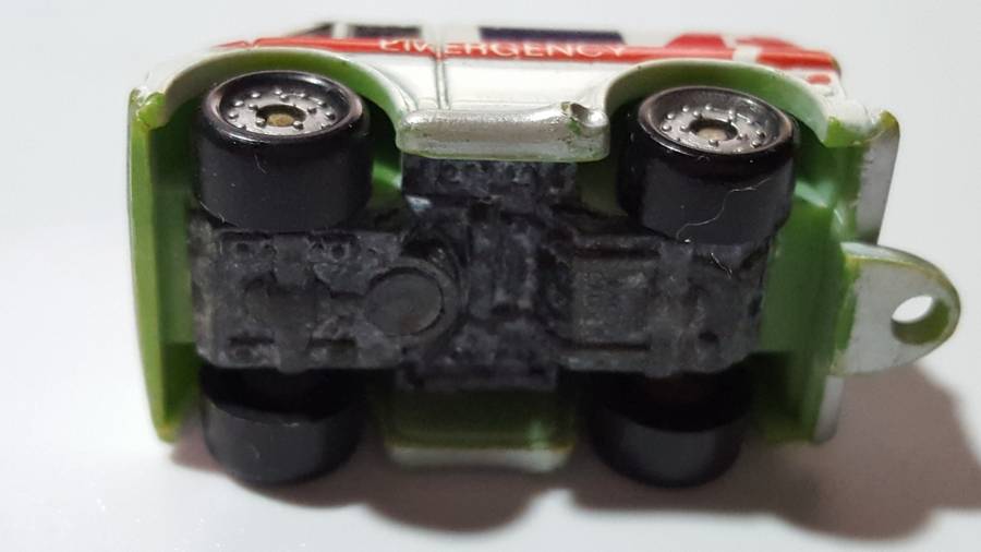 Micro Machines 1987 Galoob City Service Ambulance