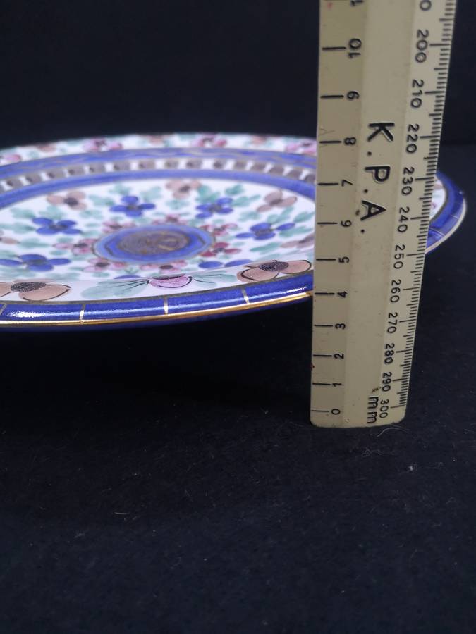 Big ceramic plate Flora Gouda Holland