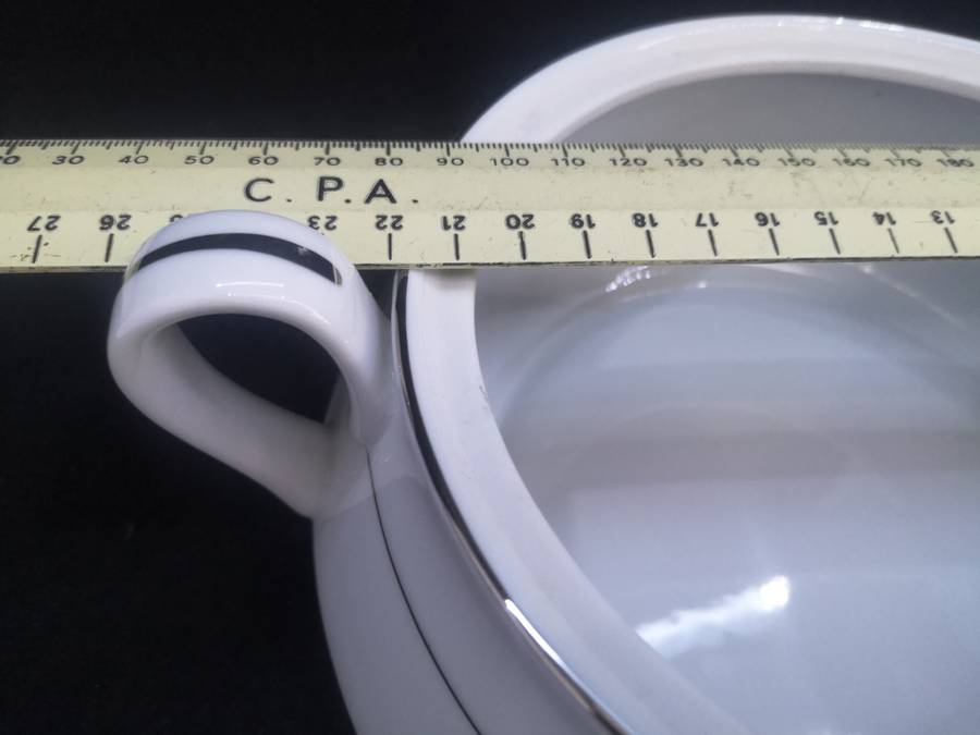 Carlton fine china Japan Plymouth Dish with lid